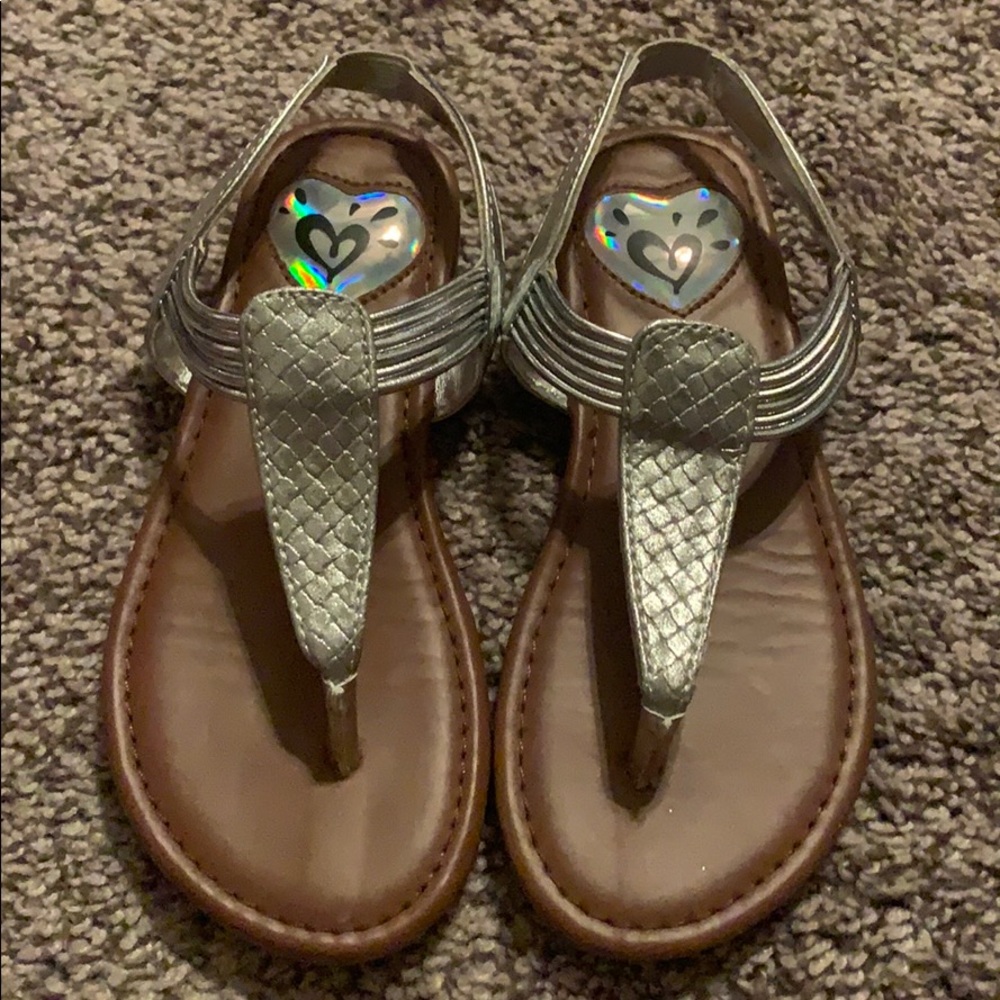 Justice sandals